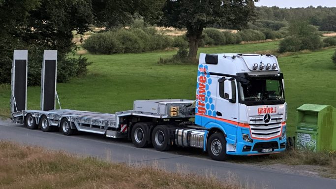 Gräwe-Transporte_GmbH_Norddeutschland_Koehlen_Geestland